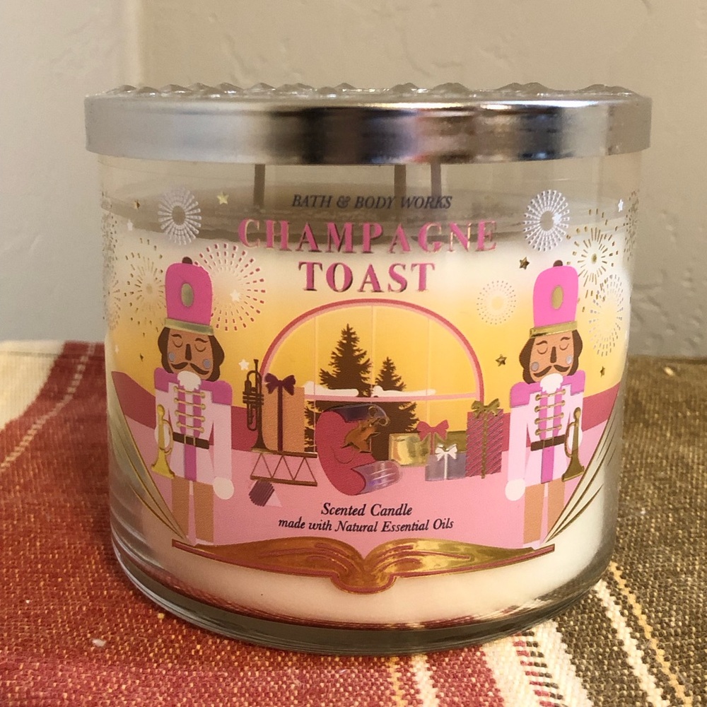 Bath & Body Works Champagne Toast Berries Orange Scented Candle 3-Wick